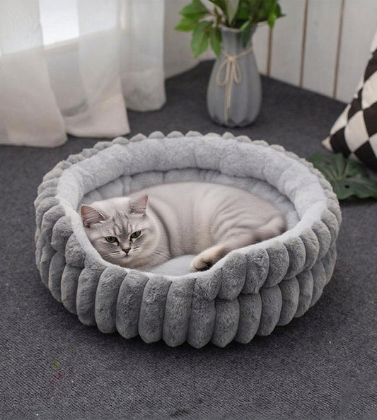 Flauschiges Katzenbett
